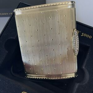 Halo Gold Charger with Silver Accents